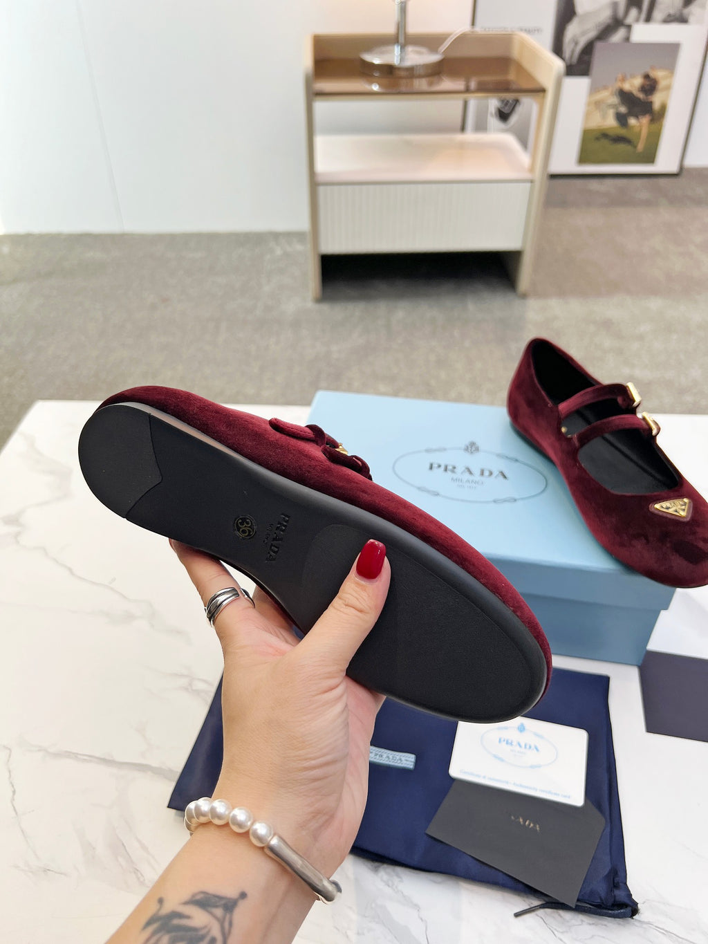 Z2Q105P404 Popular high-quality Shoes