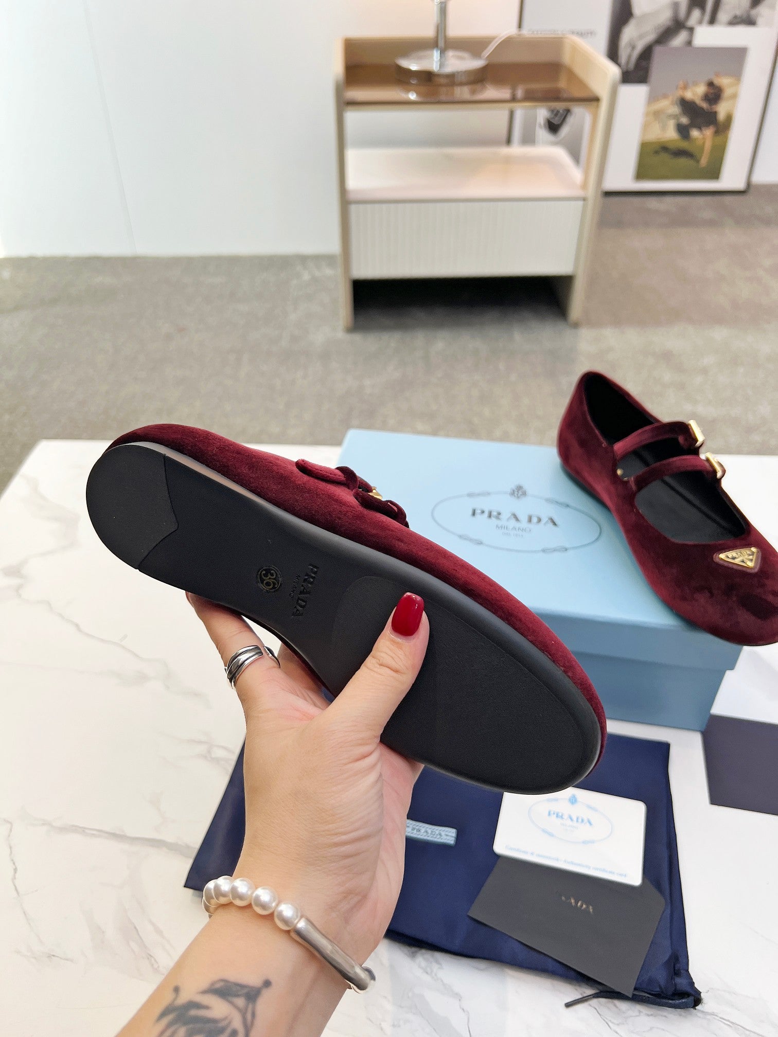 Z2Q105P404 Popular high-quality Shoes