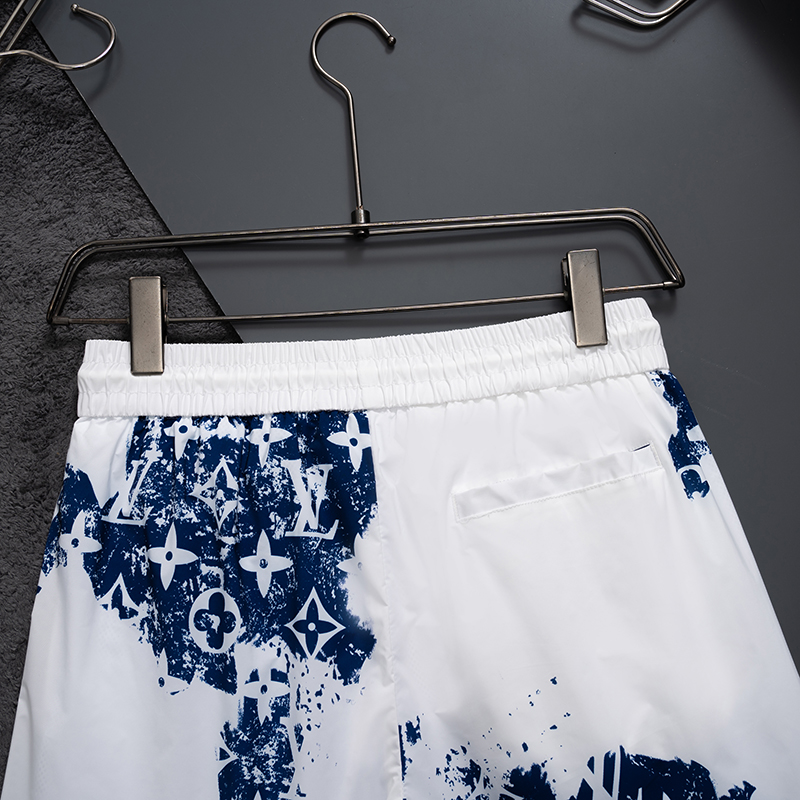 U1N36E30 Popular shorts