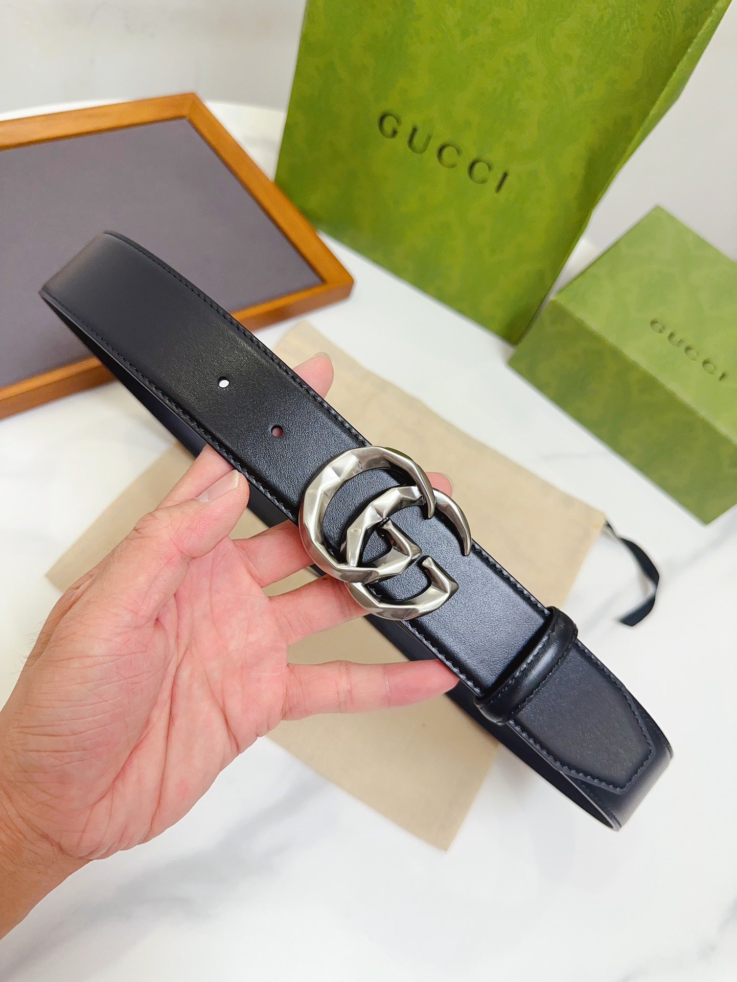 P2R55B13 Popular High quality belt With full package