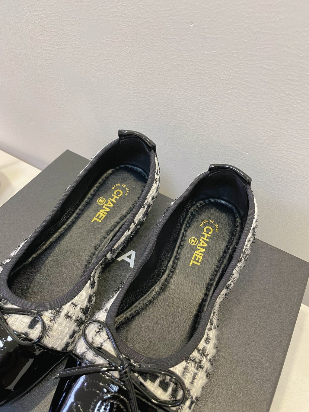 Z2Q95C106 Popular high-quality  shoes