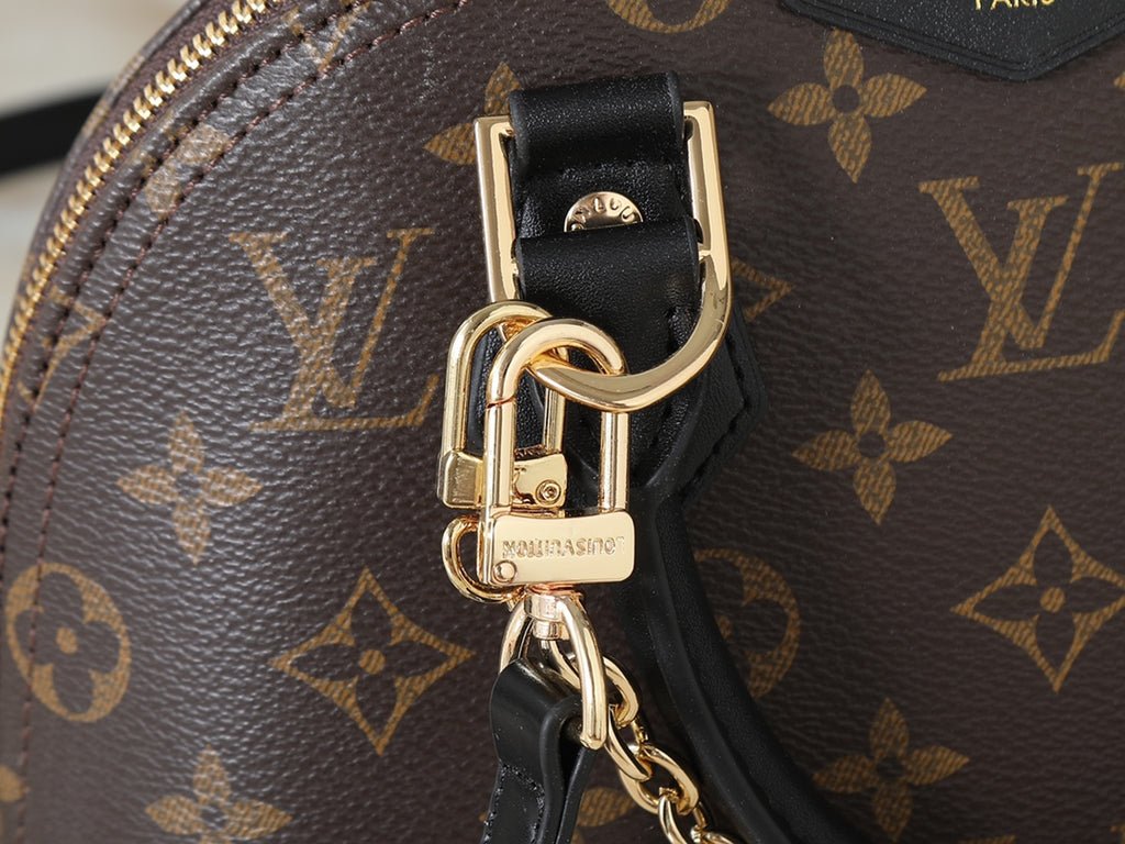 B1P46E88 Popular leather bag