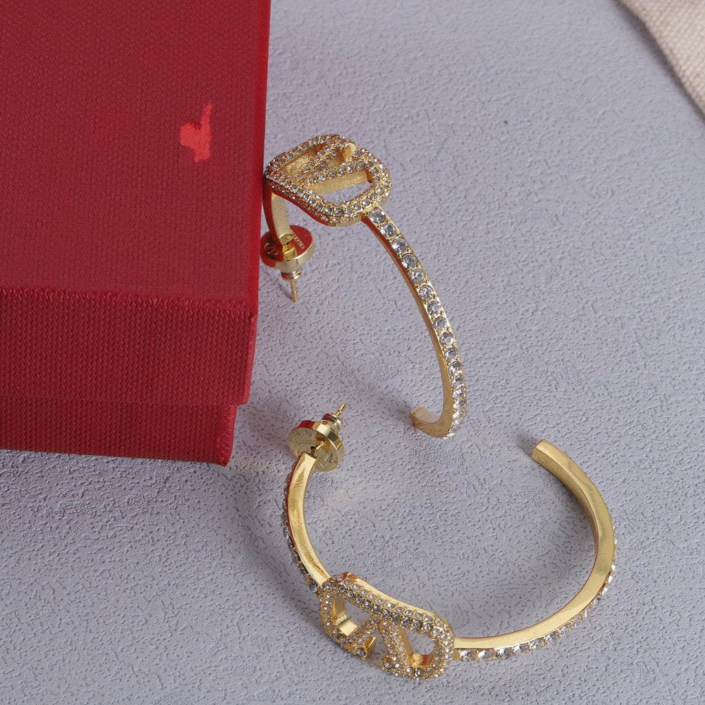 X1Z54VL348E Popular  Earrings