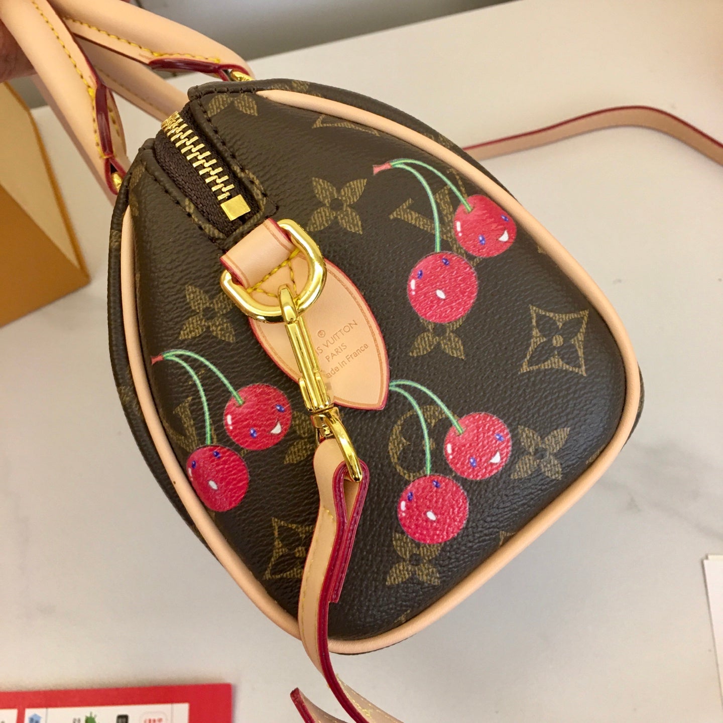 B1P46E49 Popular leather bag
