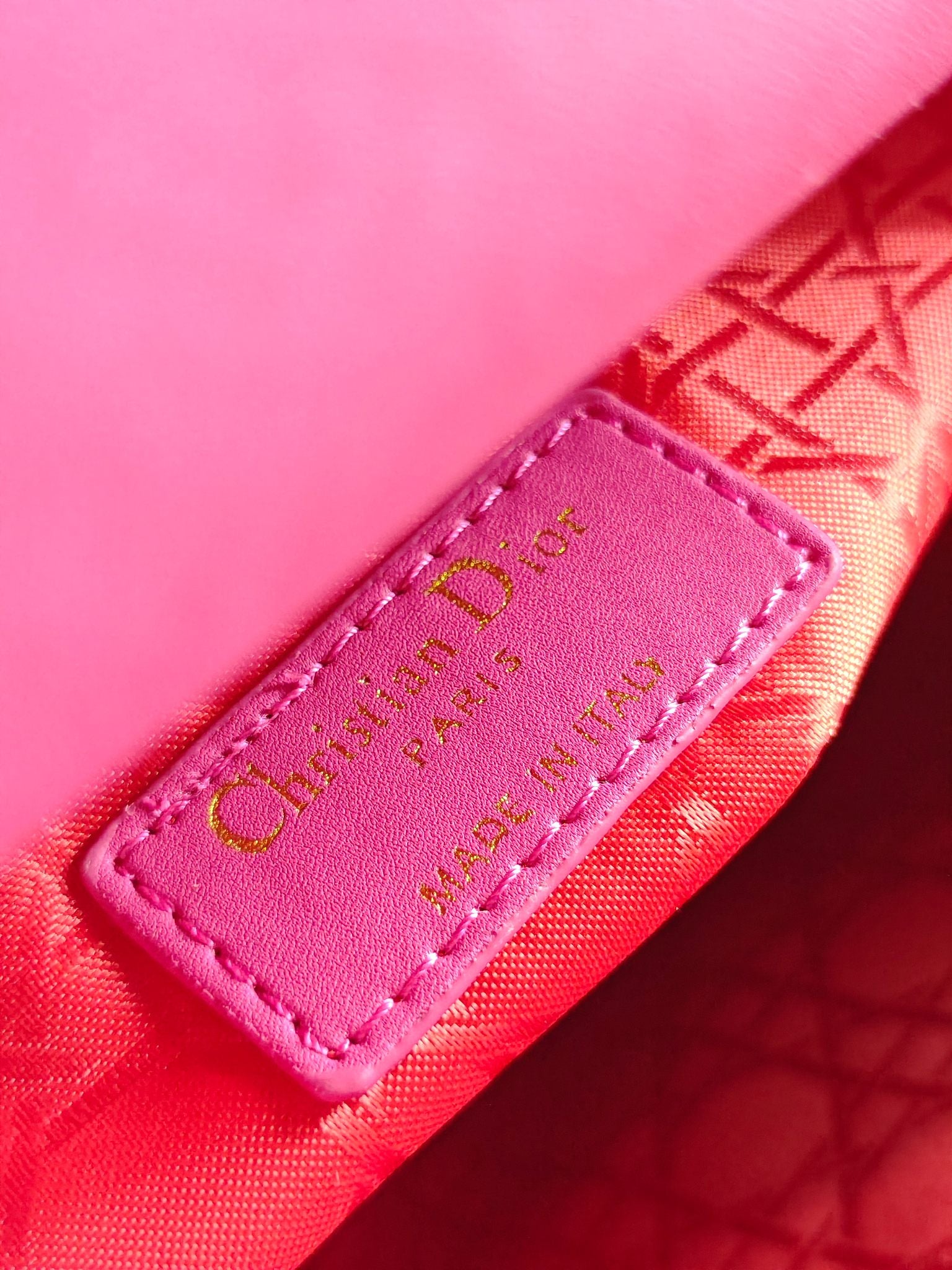 B1R15D60  Popular  leather bag