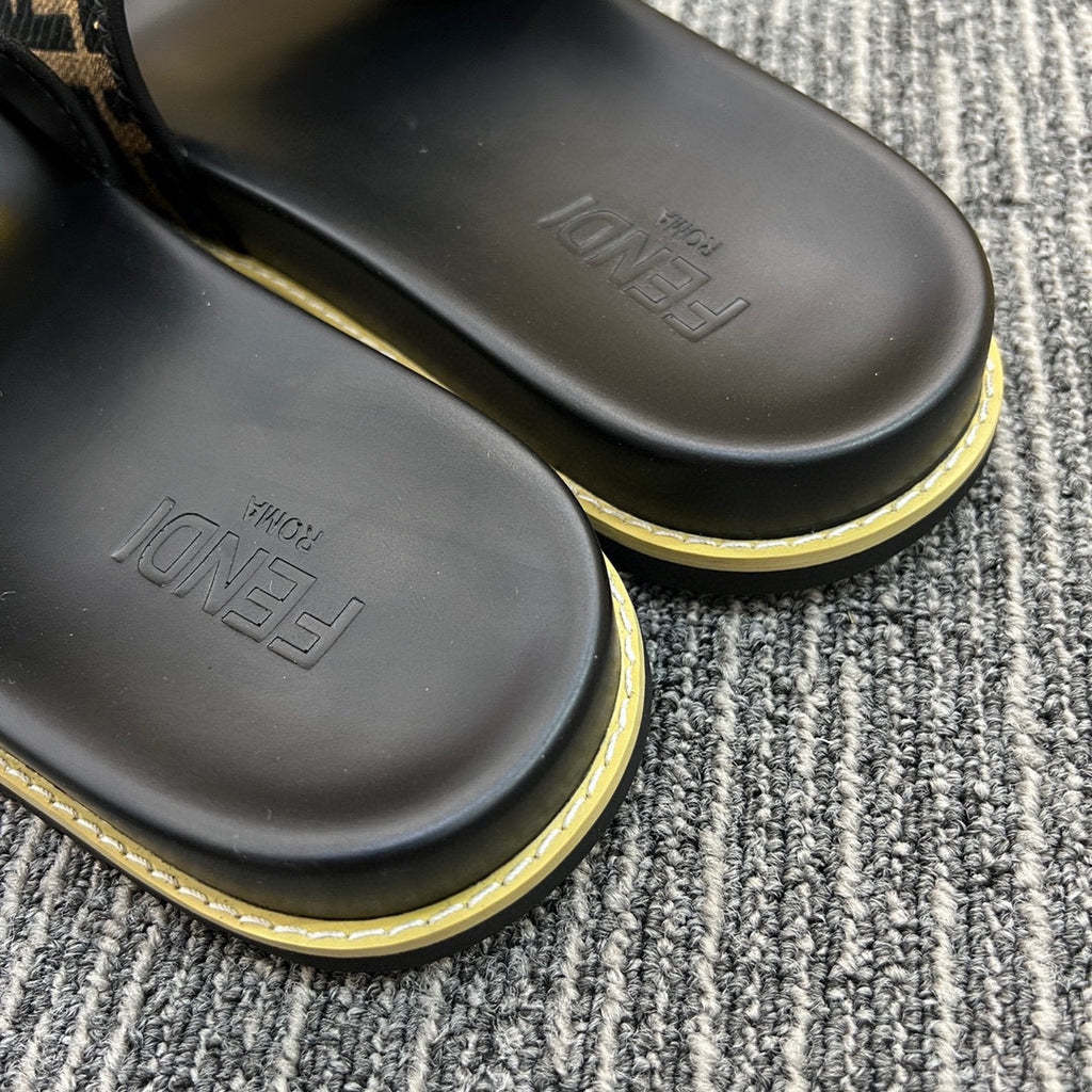 Z5XF105 Popular Slippers
