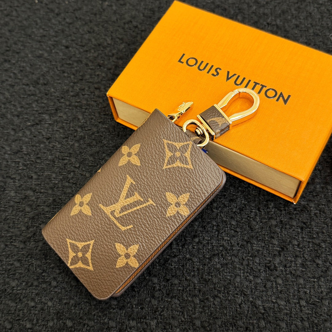 A1Z105E11 Popular bag 's charms accessories