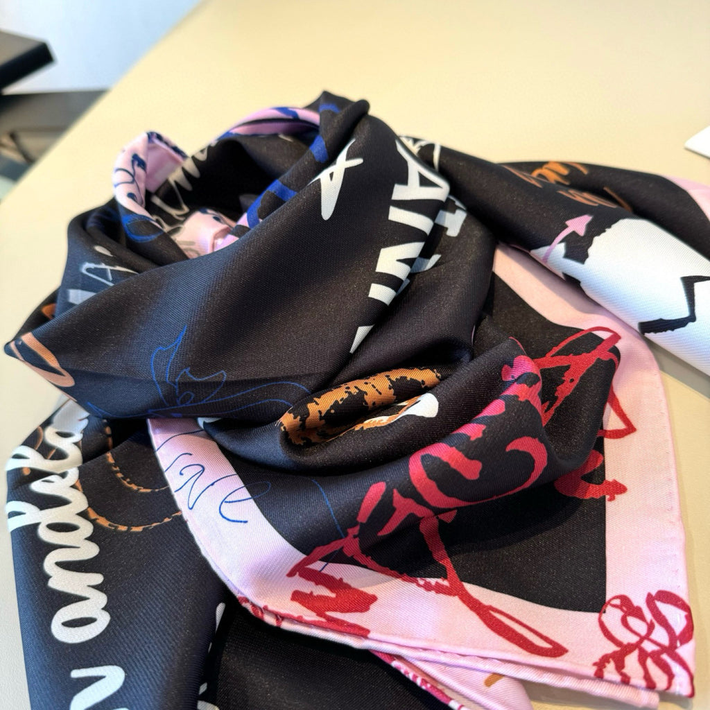 W1N36C13 Popular Silk Scarve