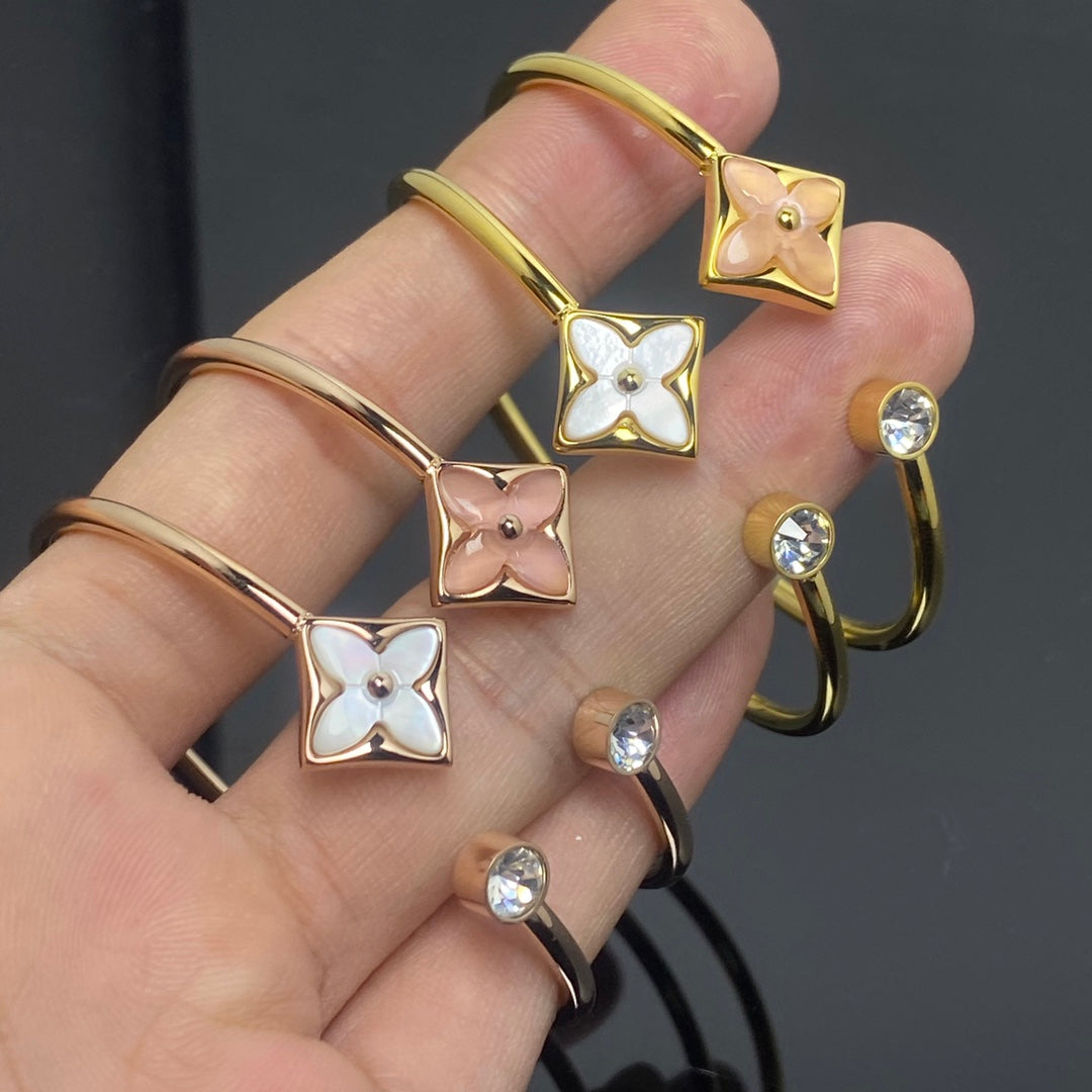 X1Q85E52K  Popular Bracelets