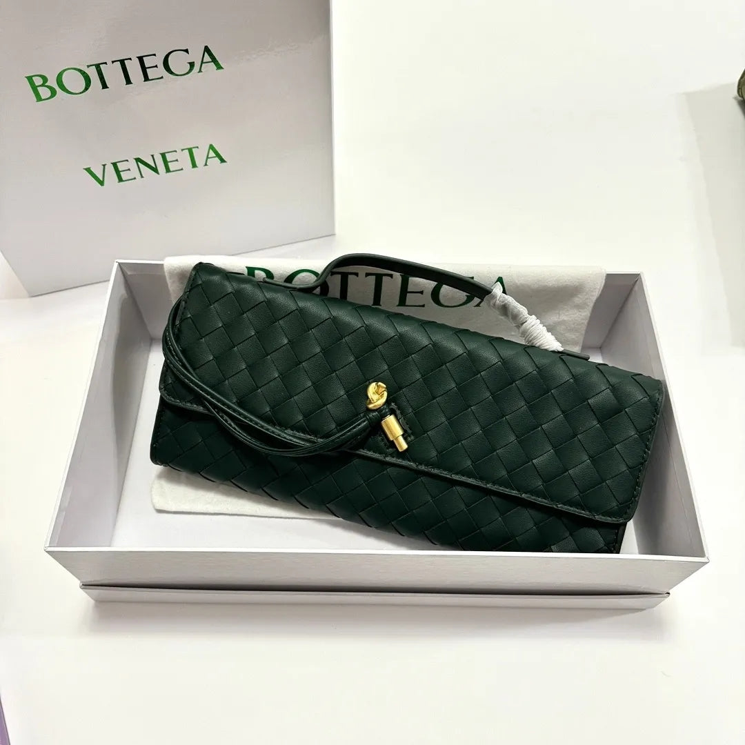 B1X44A380 Popular  leather bag 