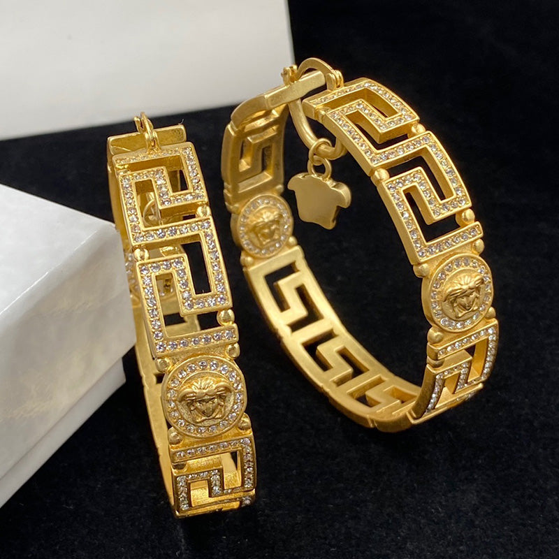 X1Z34V212E Popular Earrings