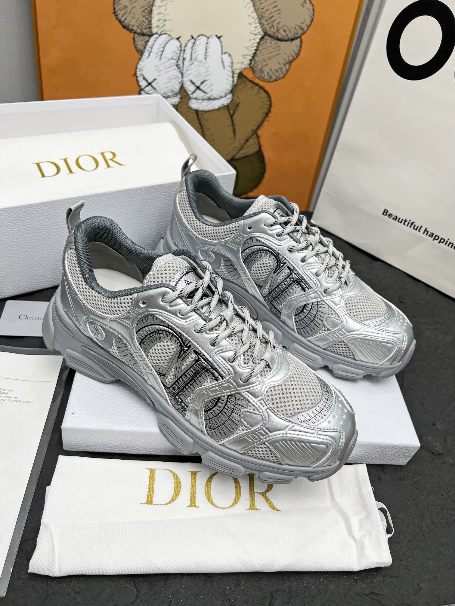 Z2Q105D311 Popular high-quality Shoes