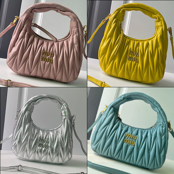 B1P46A116 Popular leather bag