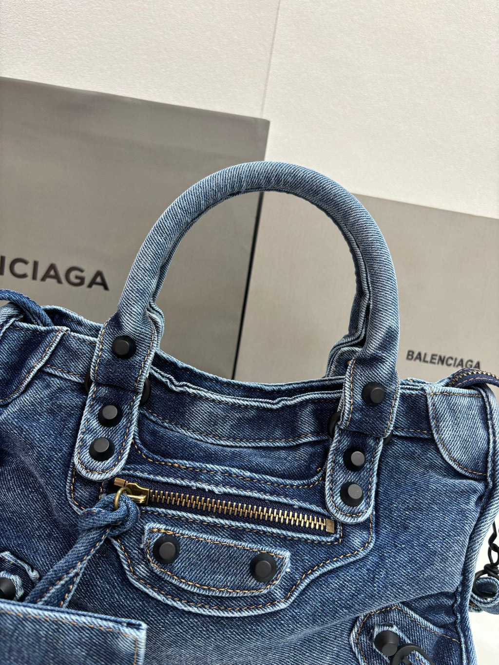 B1P36J114 Popular  bag