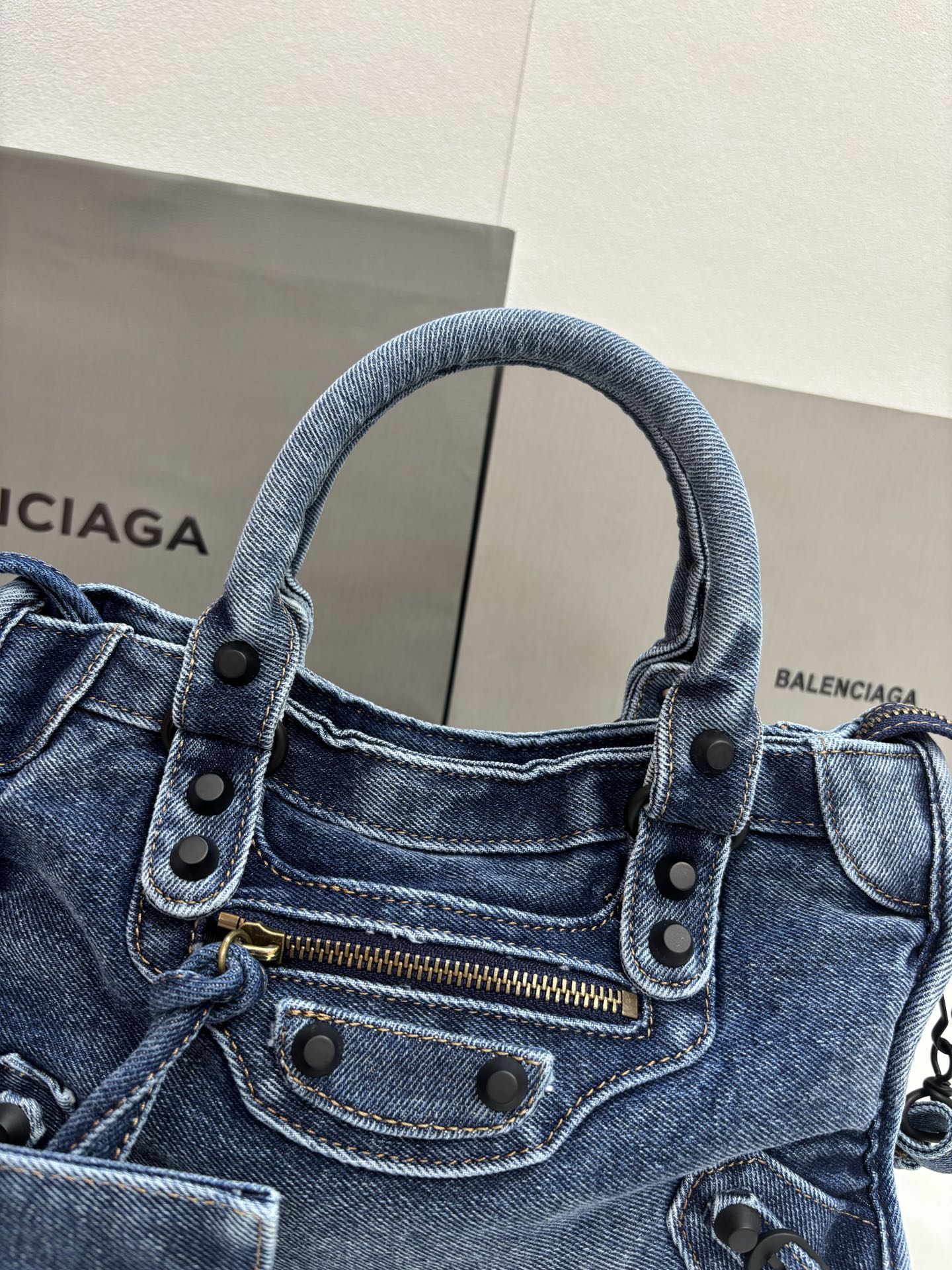 B1P36J114 Popular  bag