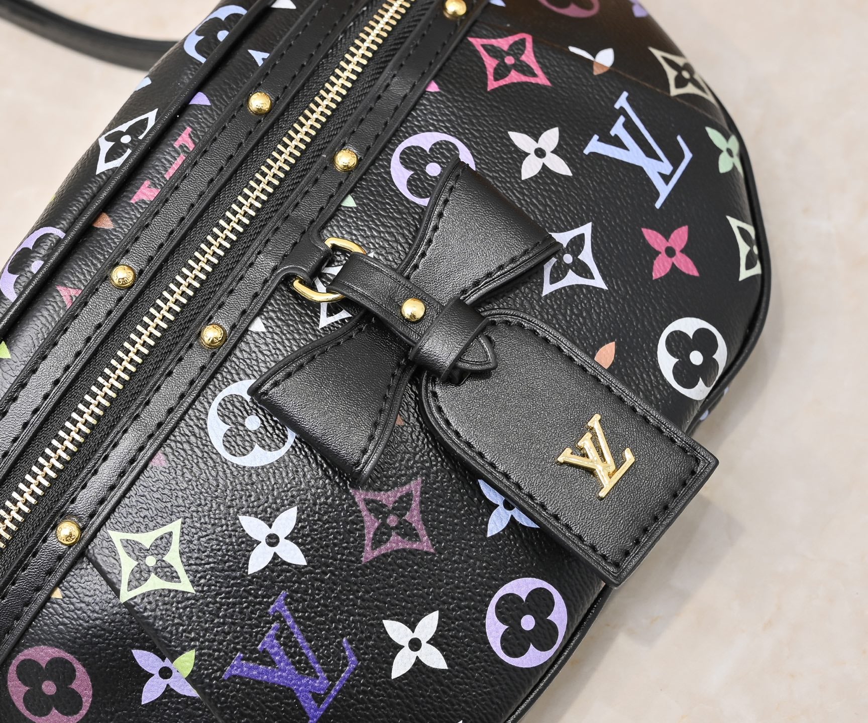 B12W15E10 Popular  leather bag