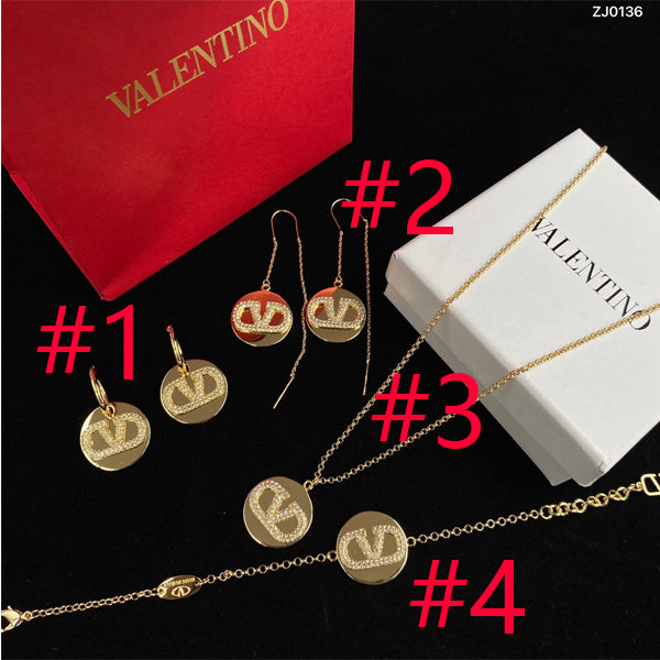 X1Q85VL432X Popular Necklaces. Bracelets. Earrings