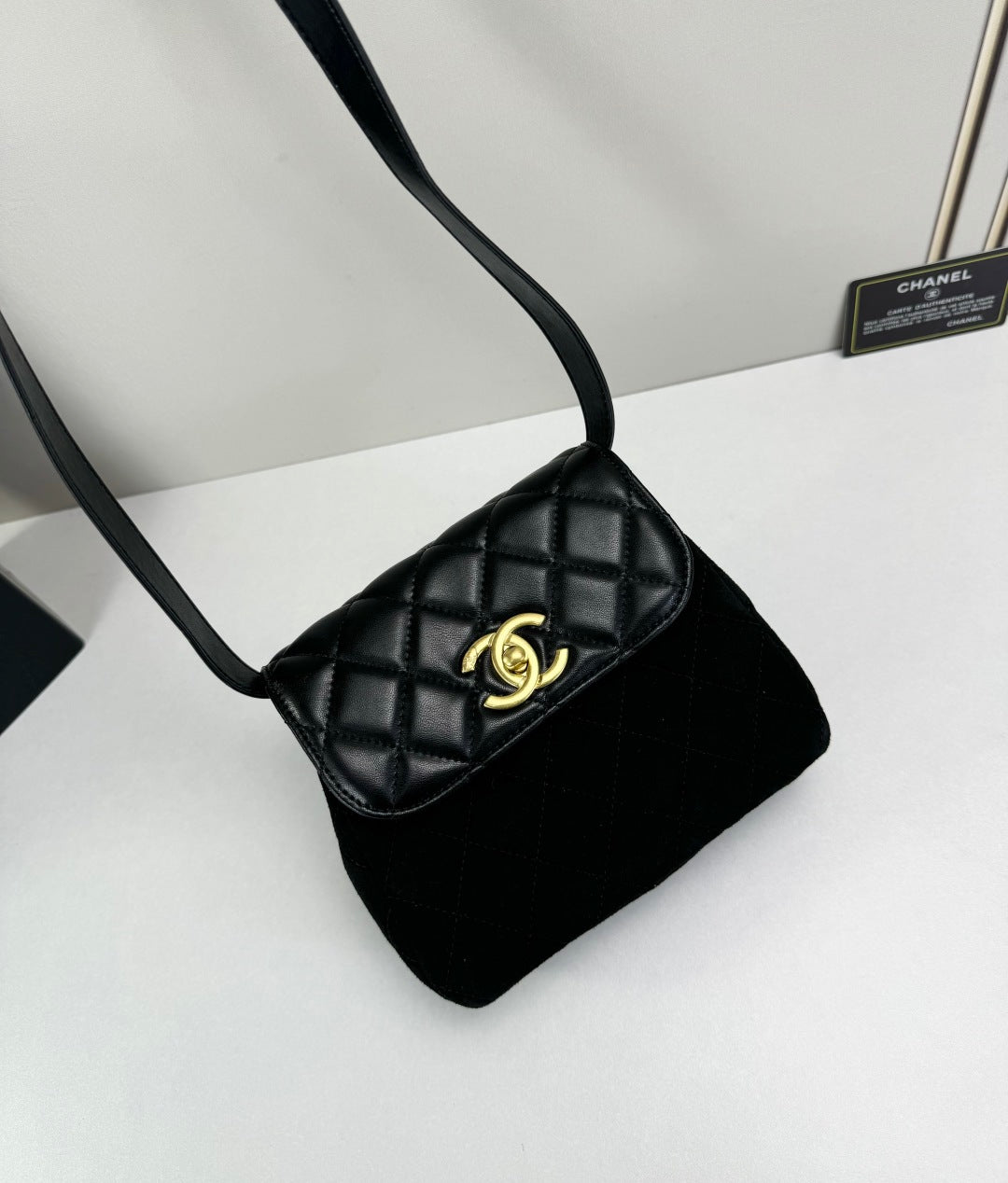 B1R15C63  Popular  leather bag