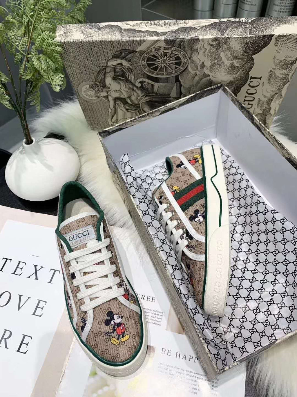 Z2Q105B205 Popular high-quality Shoes