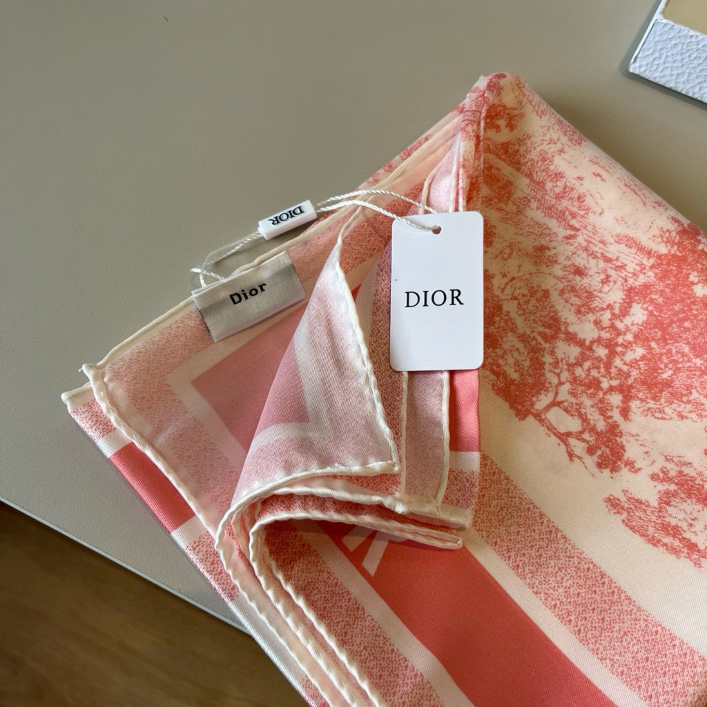 W1N46D35 Popular Silk Scarve
