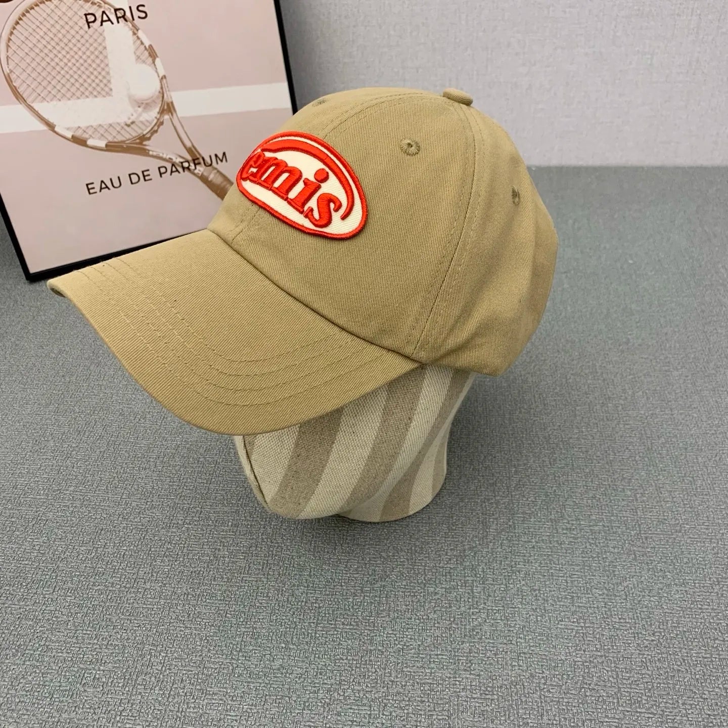 M1P45A569 Popular  hats