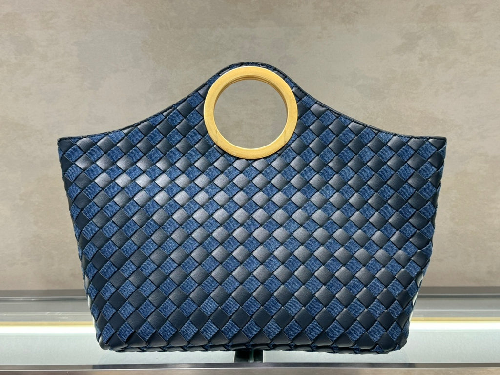 B1X104A70 Popular   High quality leather bag