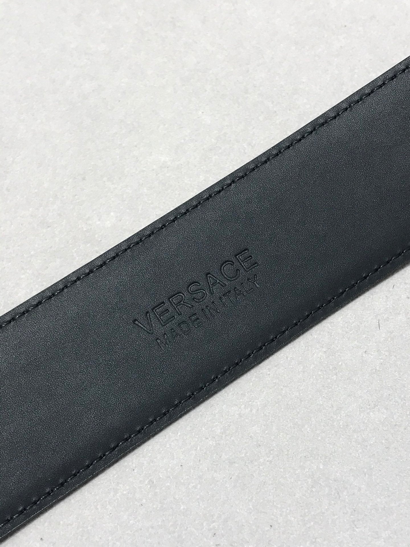 P1Q64V83 Popular   High quality belt With full package