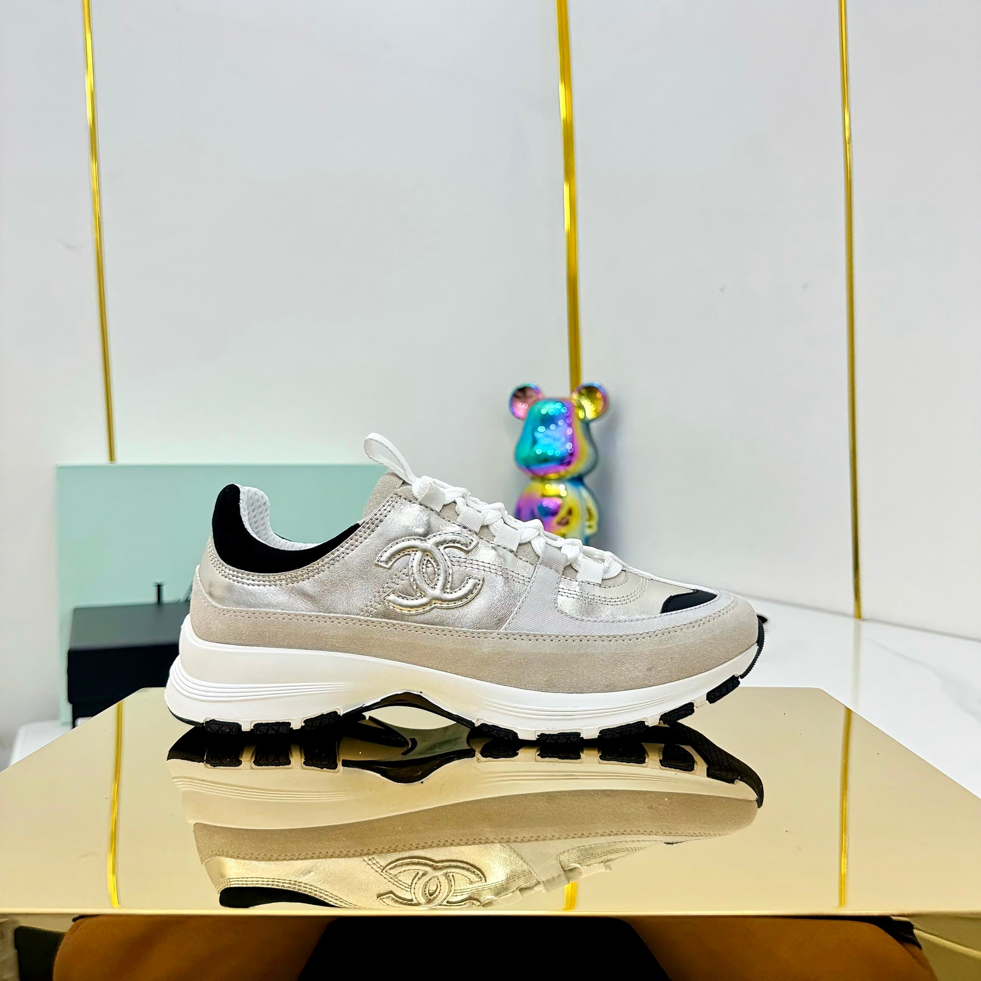 Z2R85C6  Popular high quality shoes