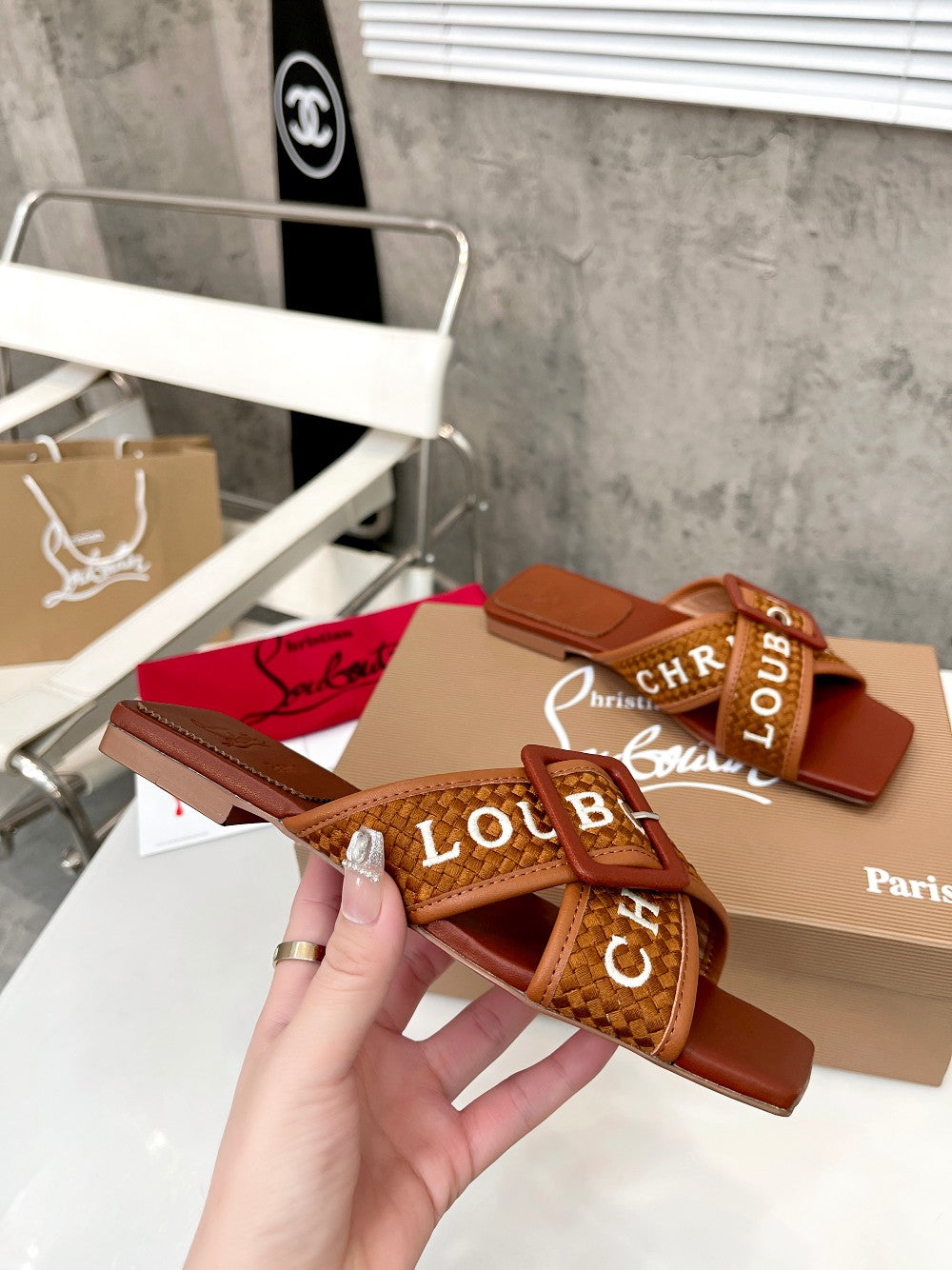 Z2ZA43 Popular leather Slippers