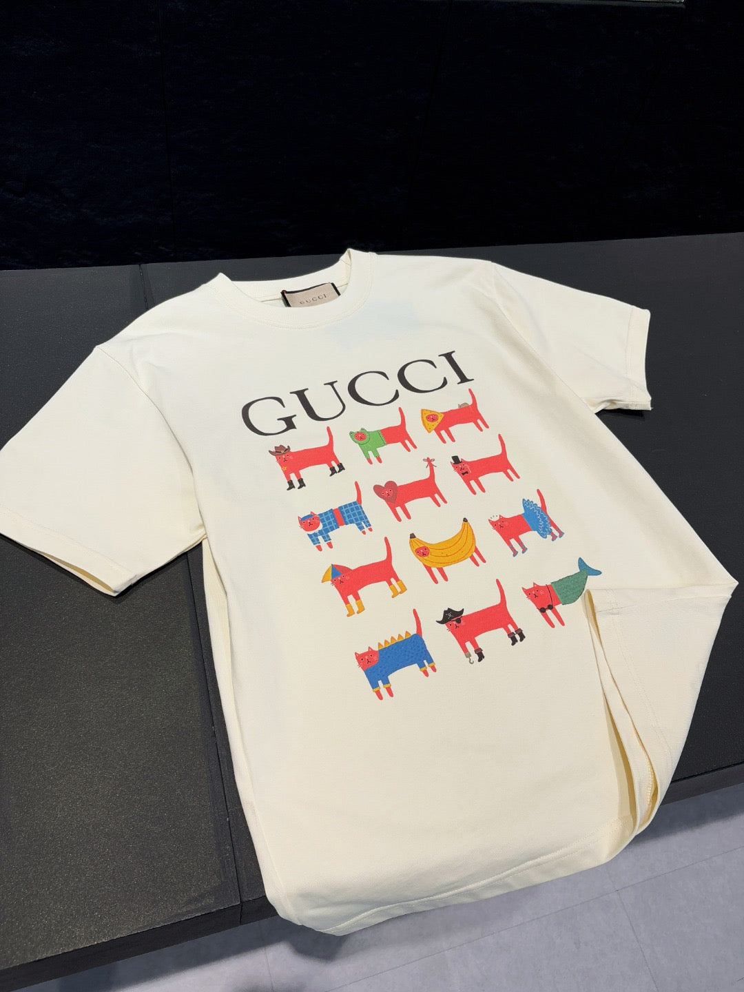 U1R76B49 Popular T-shirts