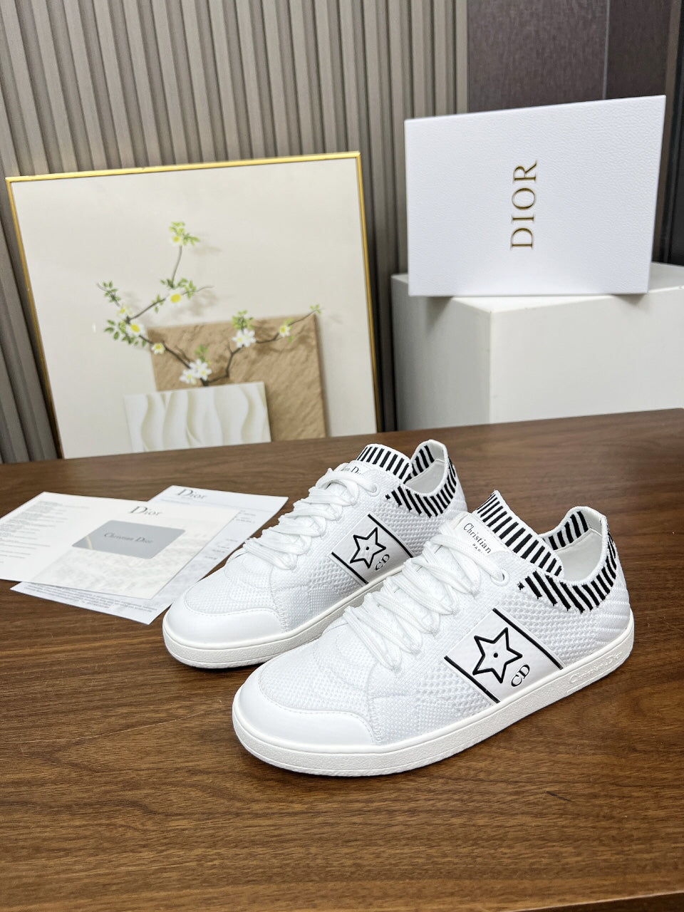 Z2Q105D310 Popular high-quality Shoes