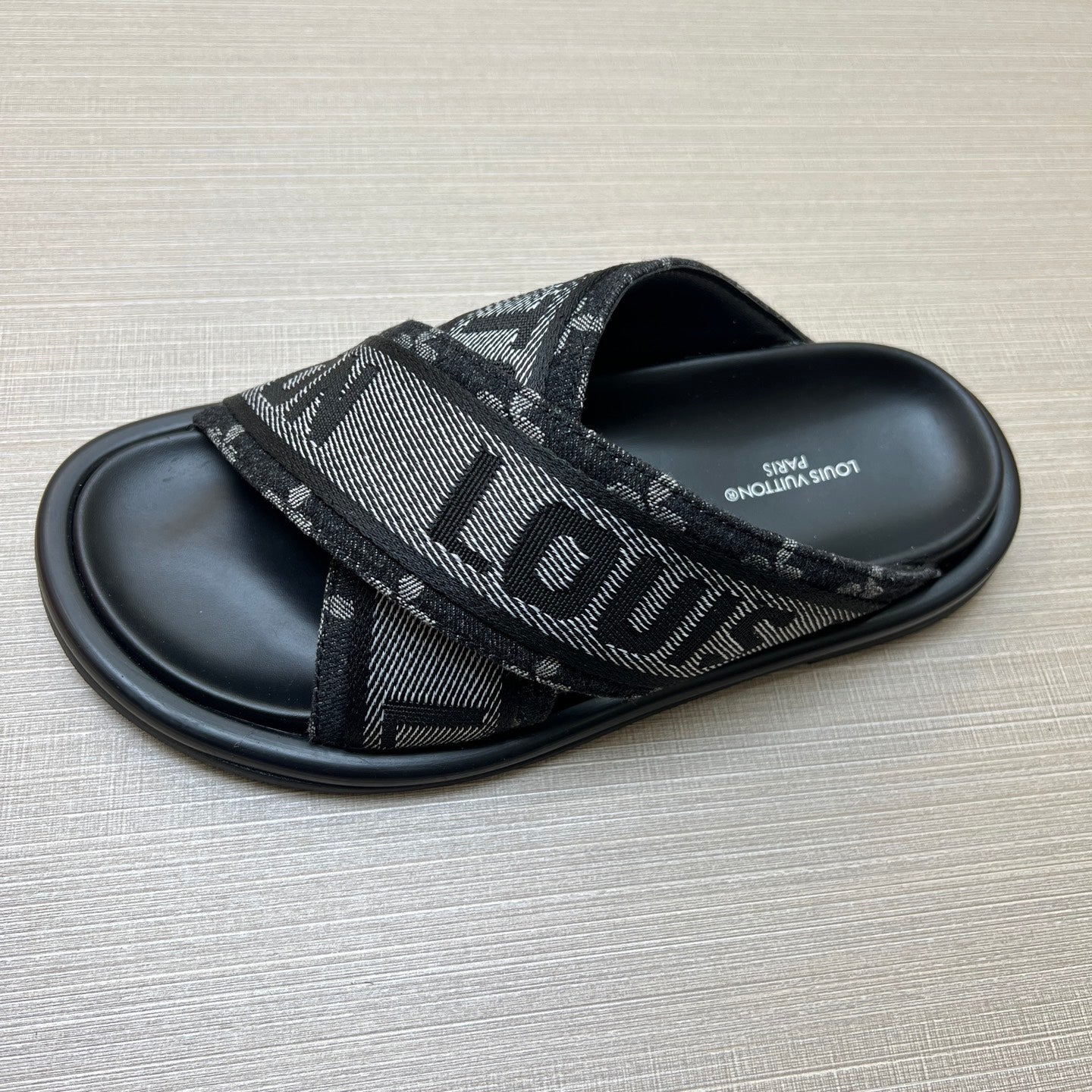 Z5Z35E273 Popular Slippers
