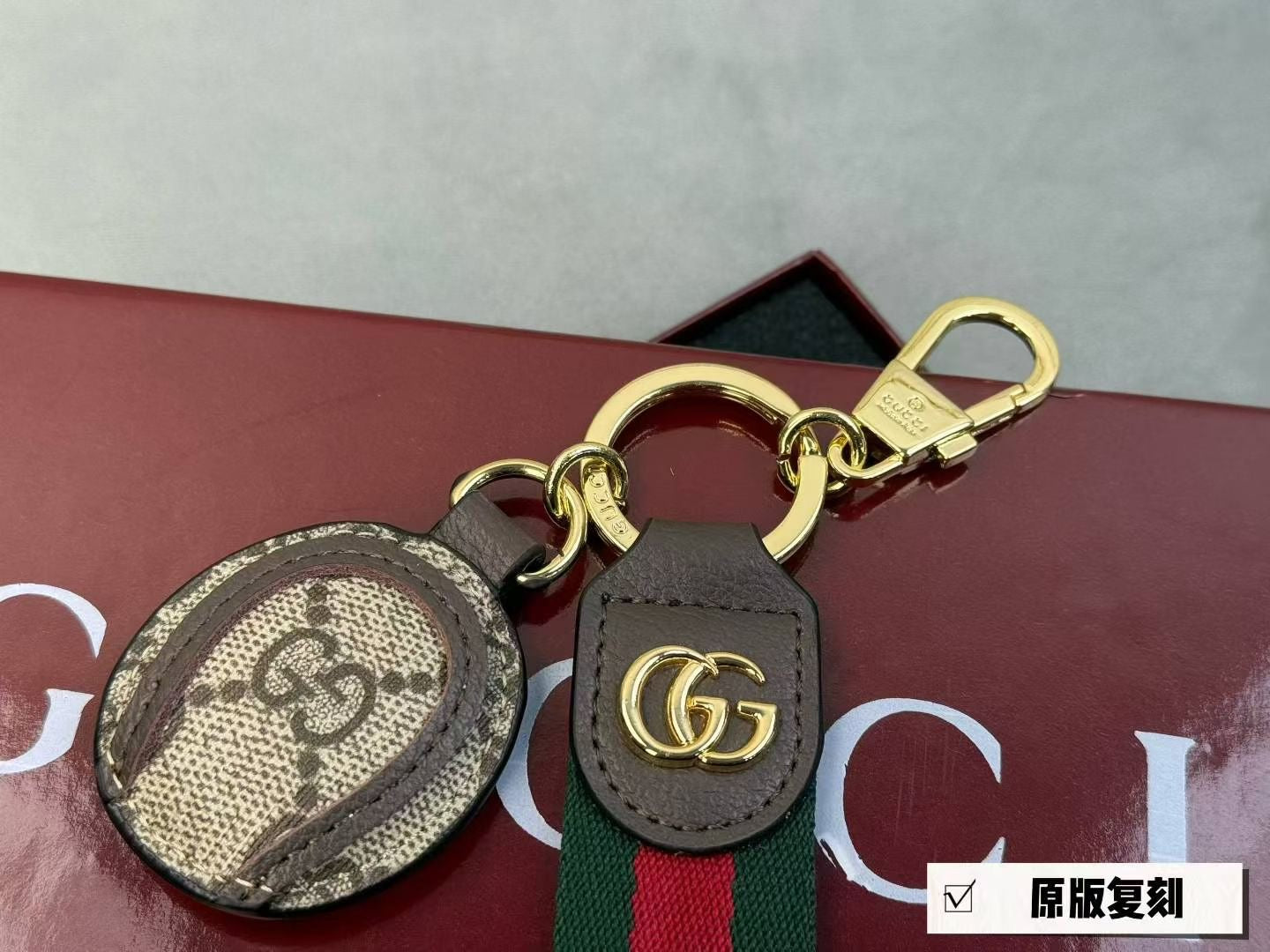 A1Z105B50 Popular bag 's charms accessories