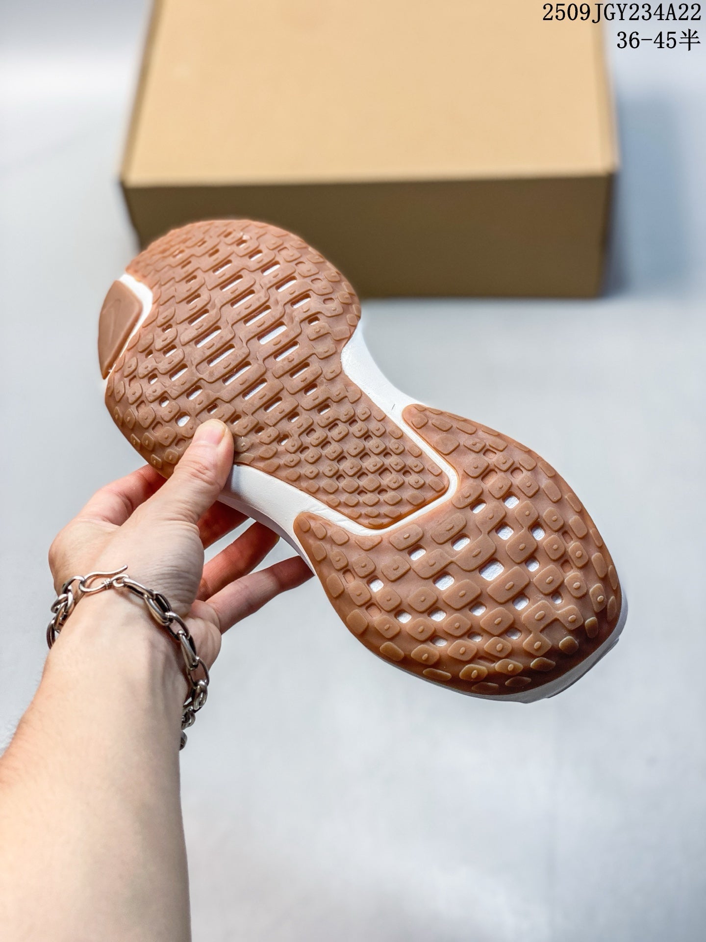 Z4Q95A63 Popular Shoes