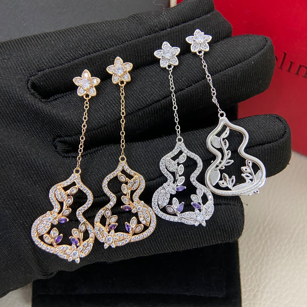 X1Z95A18E Popular Earrings