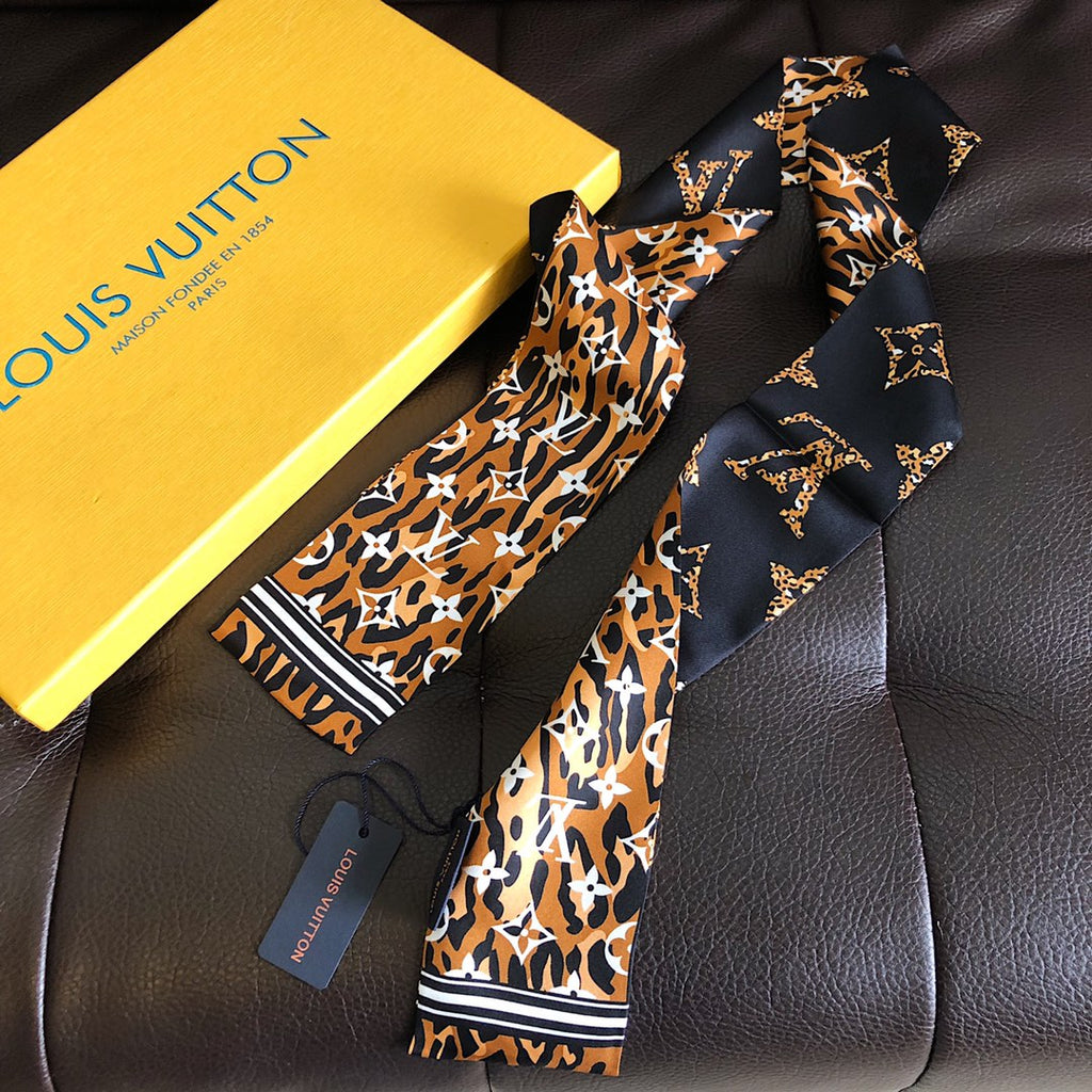 W1N86E3 Popular Silk Scarve