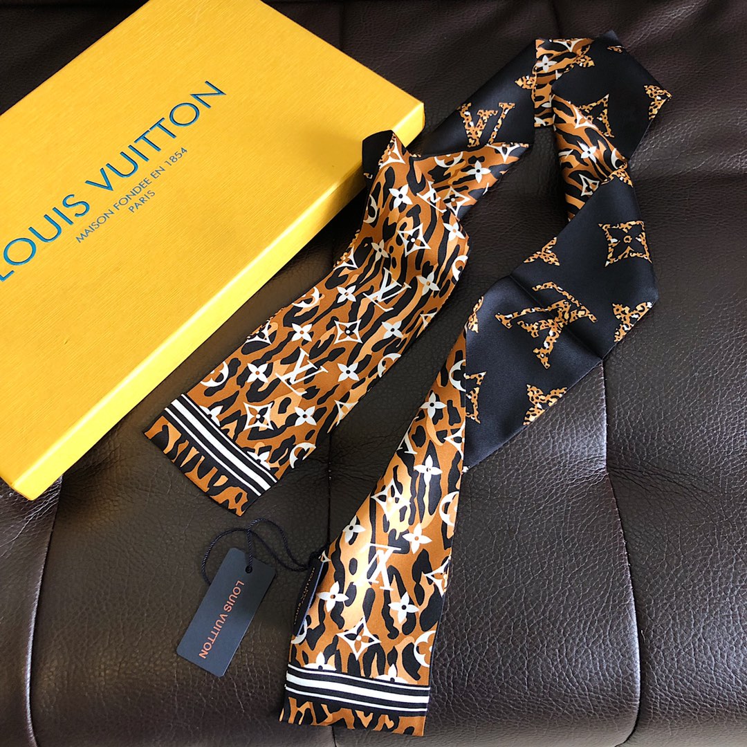 W1N86E3 Popular Silk Scarve