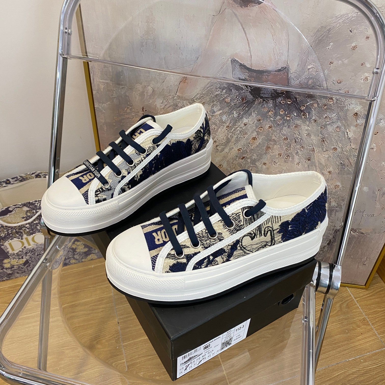 Z1XD67 Popular shoes