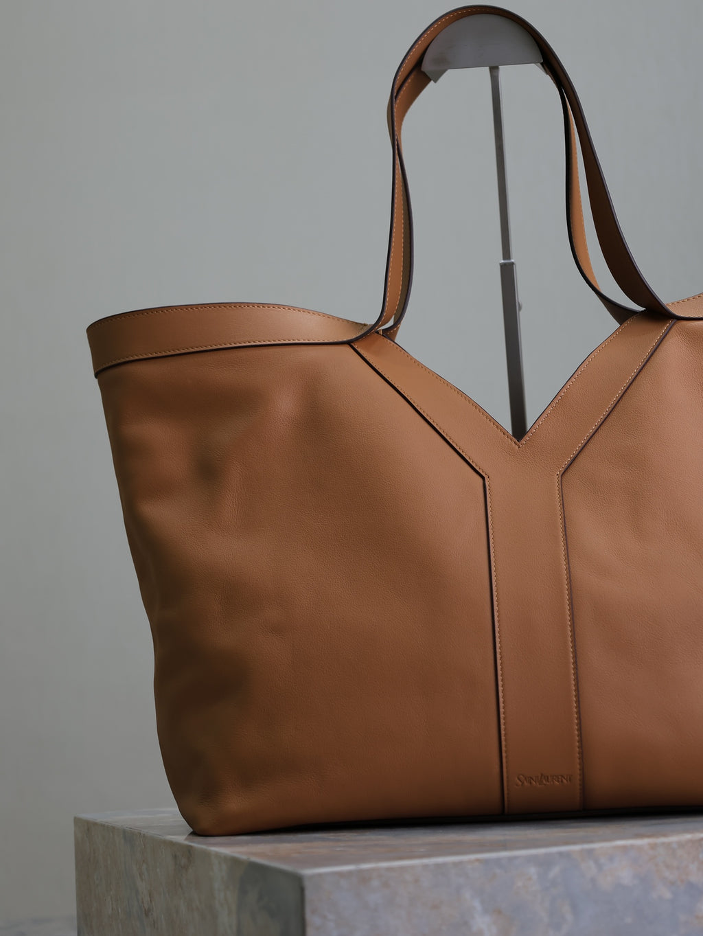 B1X124SL85 Popular   leather bag