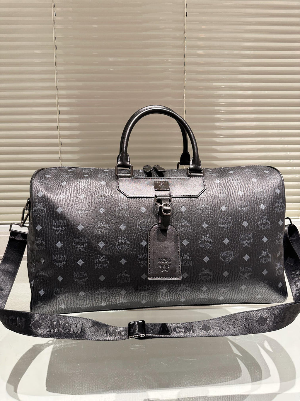 B6X103M198 Popular  leather bag 