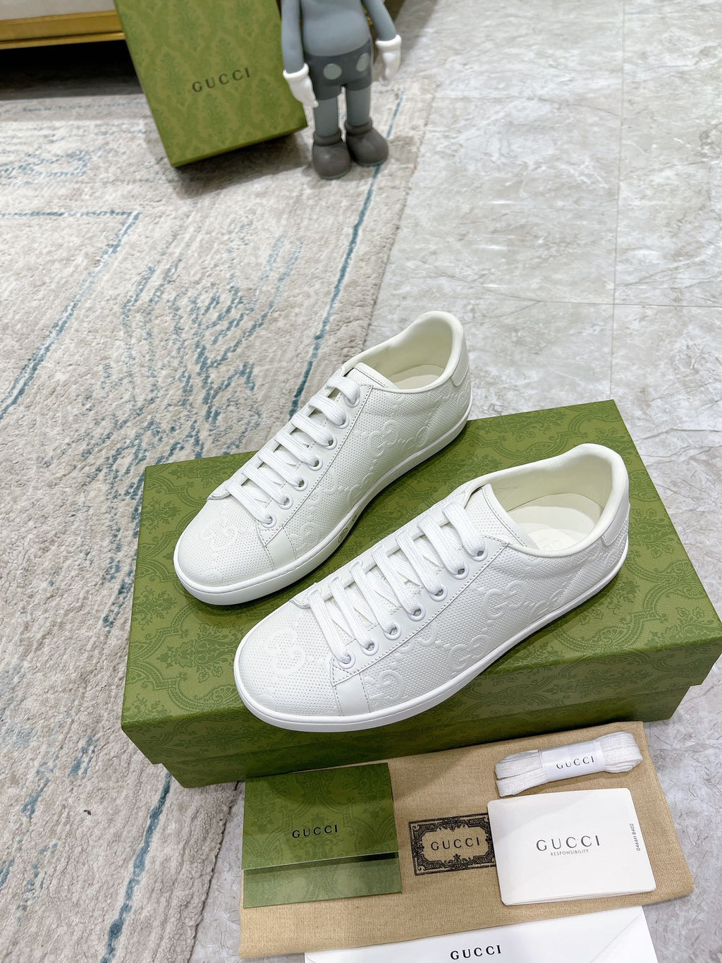 Z2Q105B200 Popular high-quality Shoes