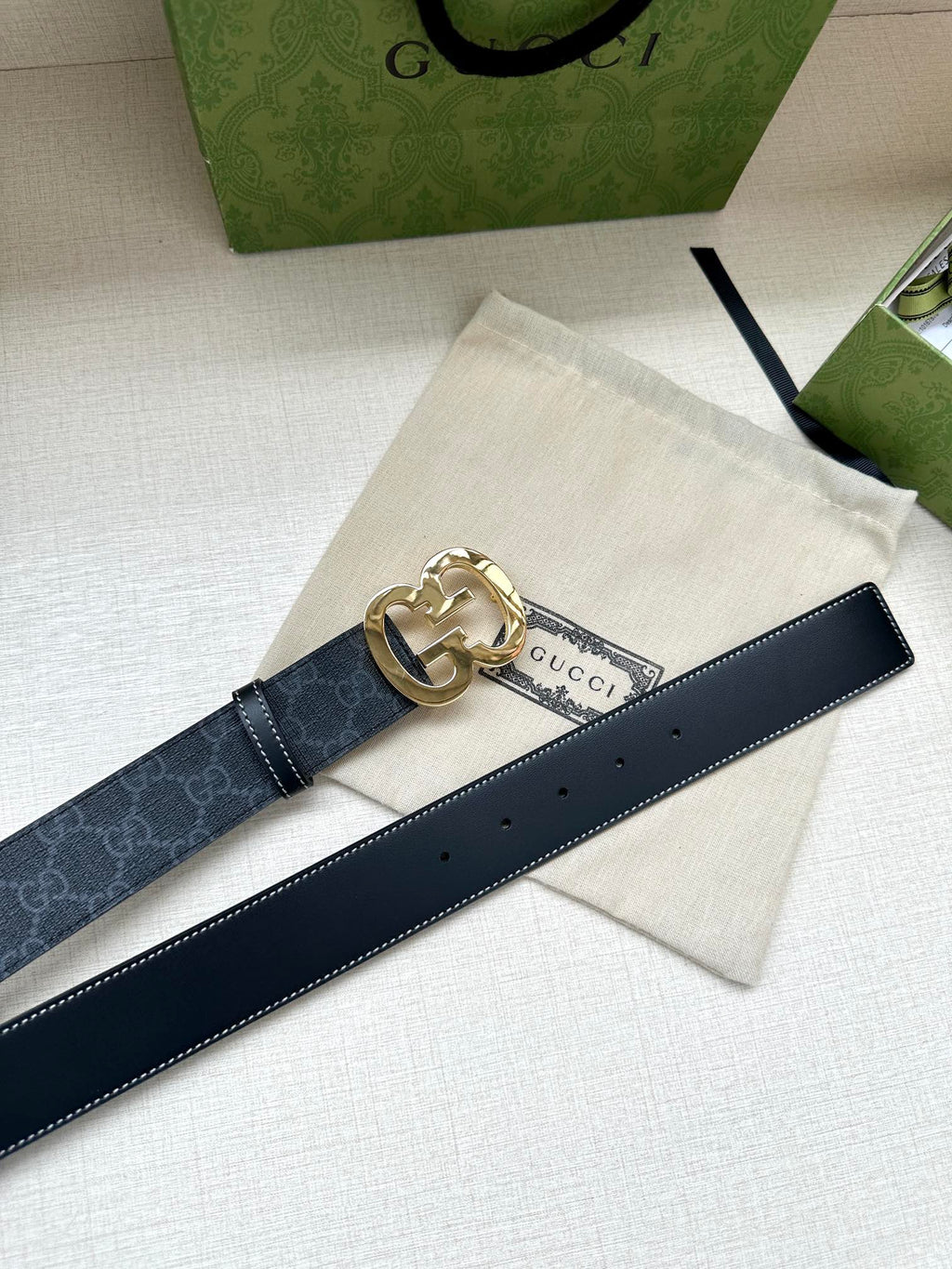 P1R55B210 Popular  High quality belt With full package