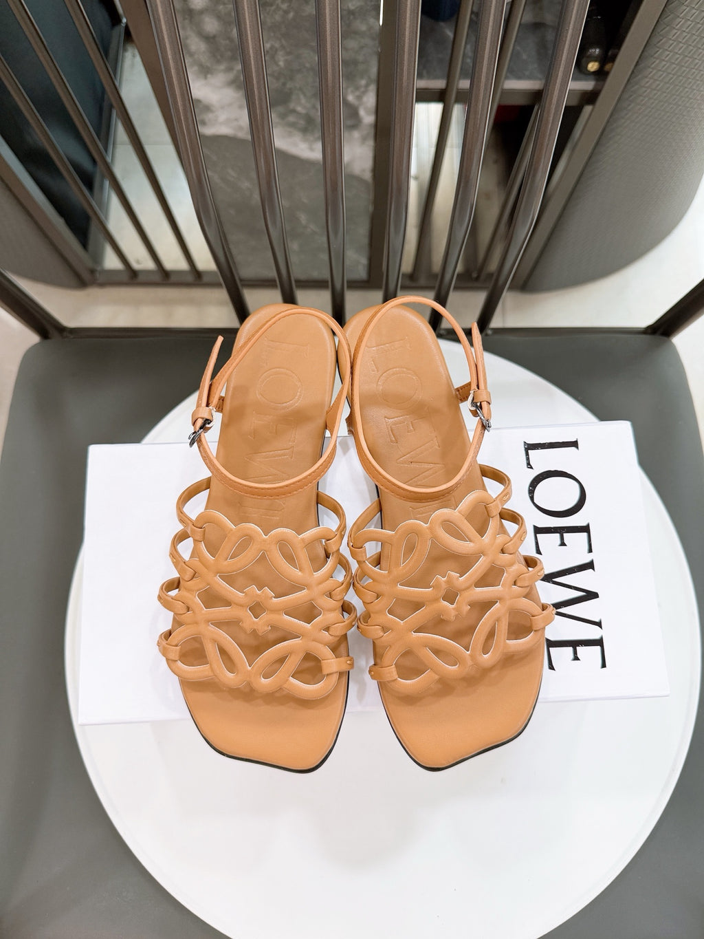 Z2R76A11 Popular high-quality  leather shoes