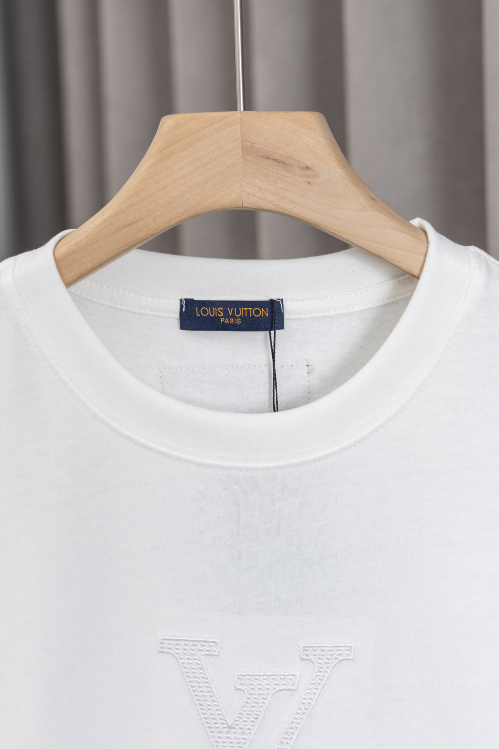 U1W25E3  Popular T-shirts