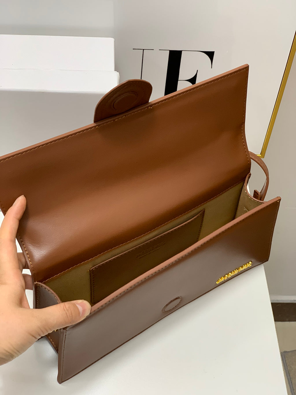 B1P46A161 Popular leather bags(28x13.5x6cm)