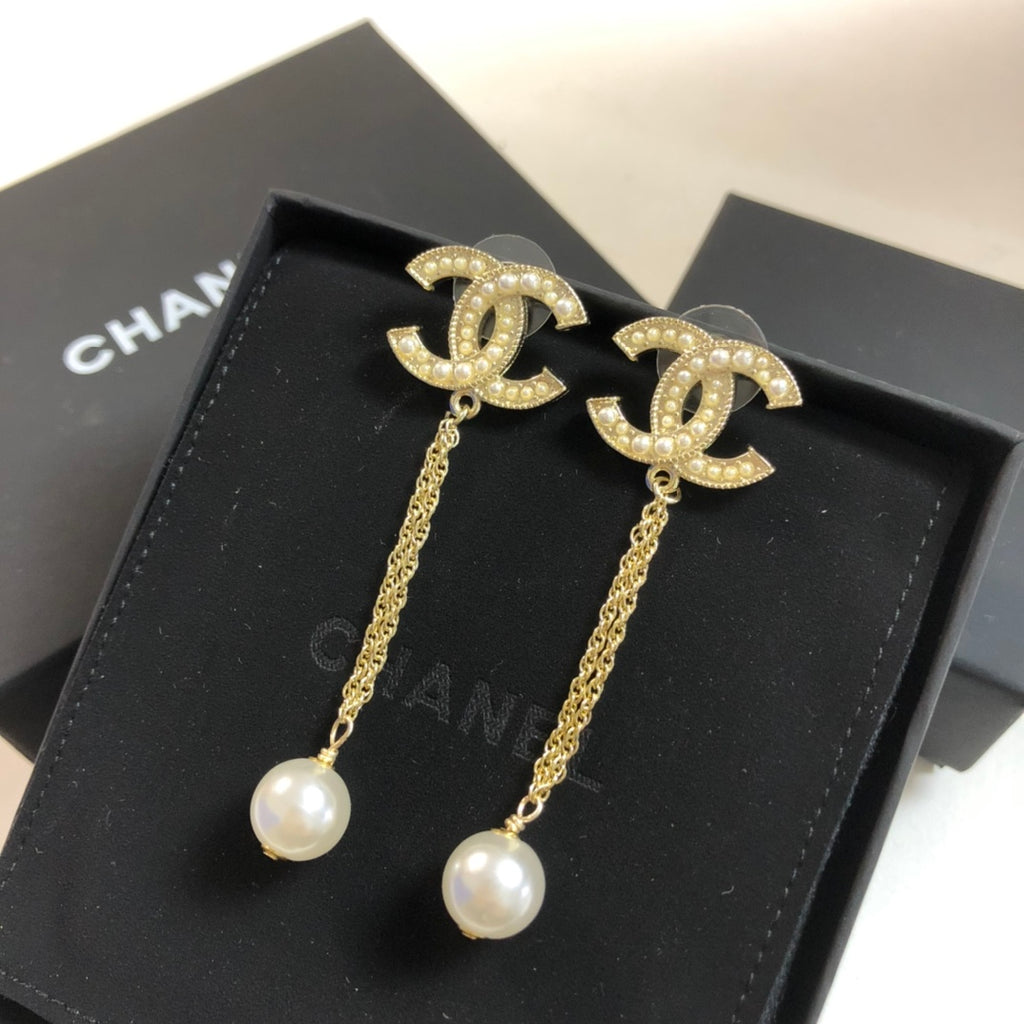 X1Q95C15E Popular Earrings