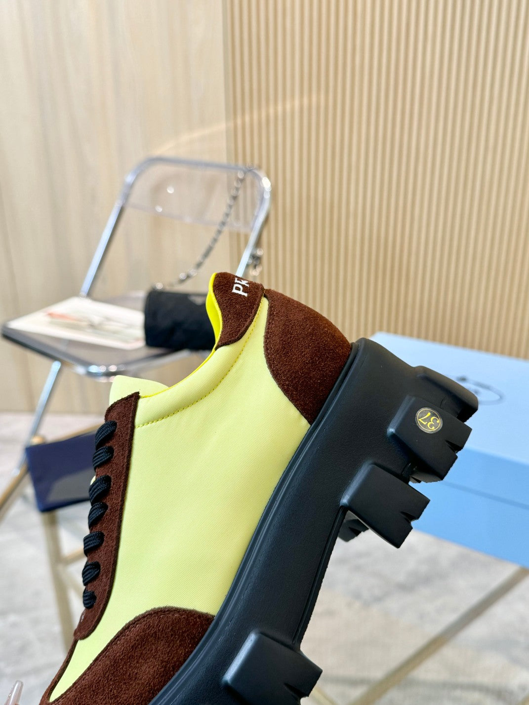 Z2Z85PD41 Popular high quality shoes