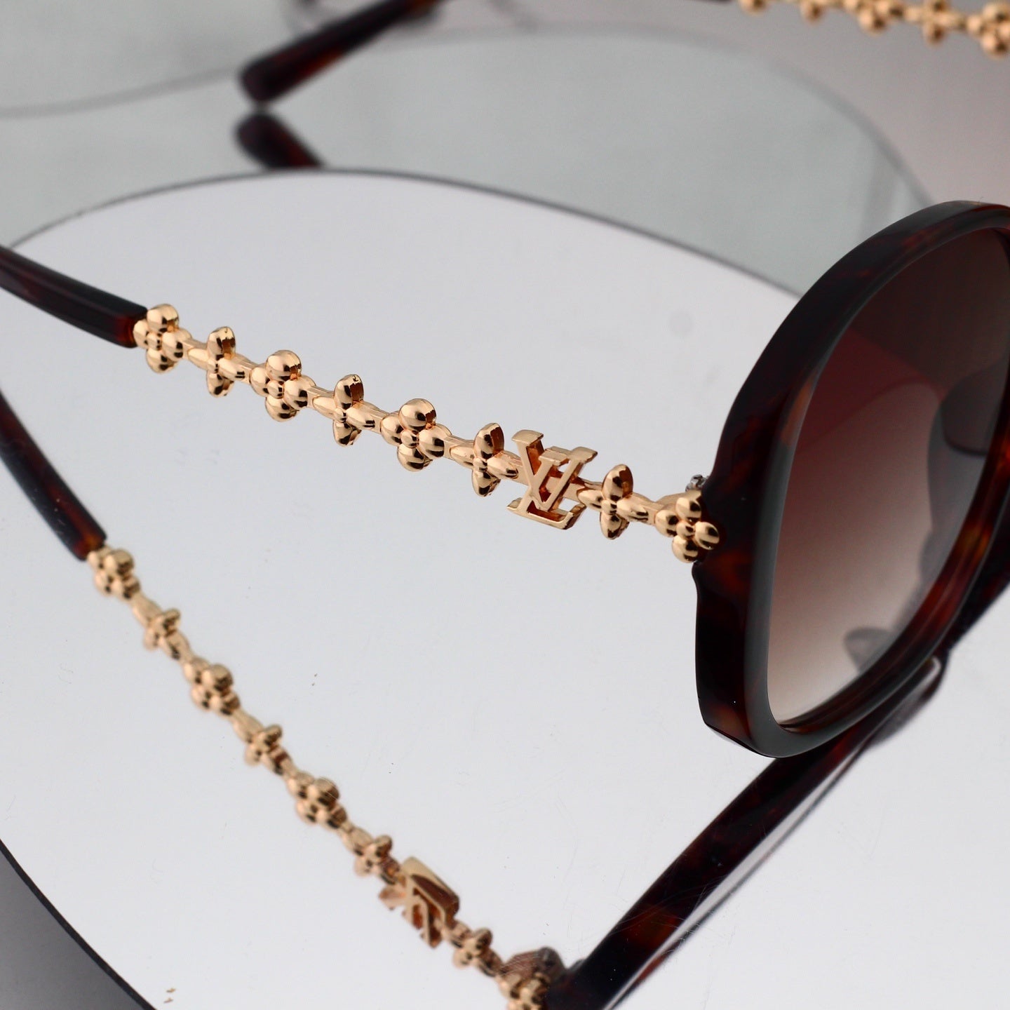 T1P56E12 Popular Sunglasses