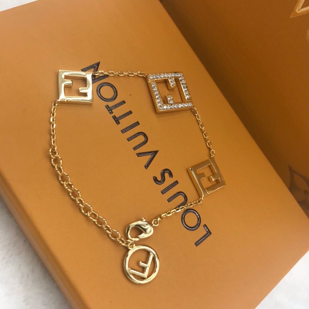 X1Z54F440K  Popular Bracelets
