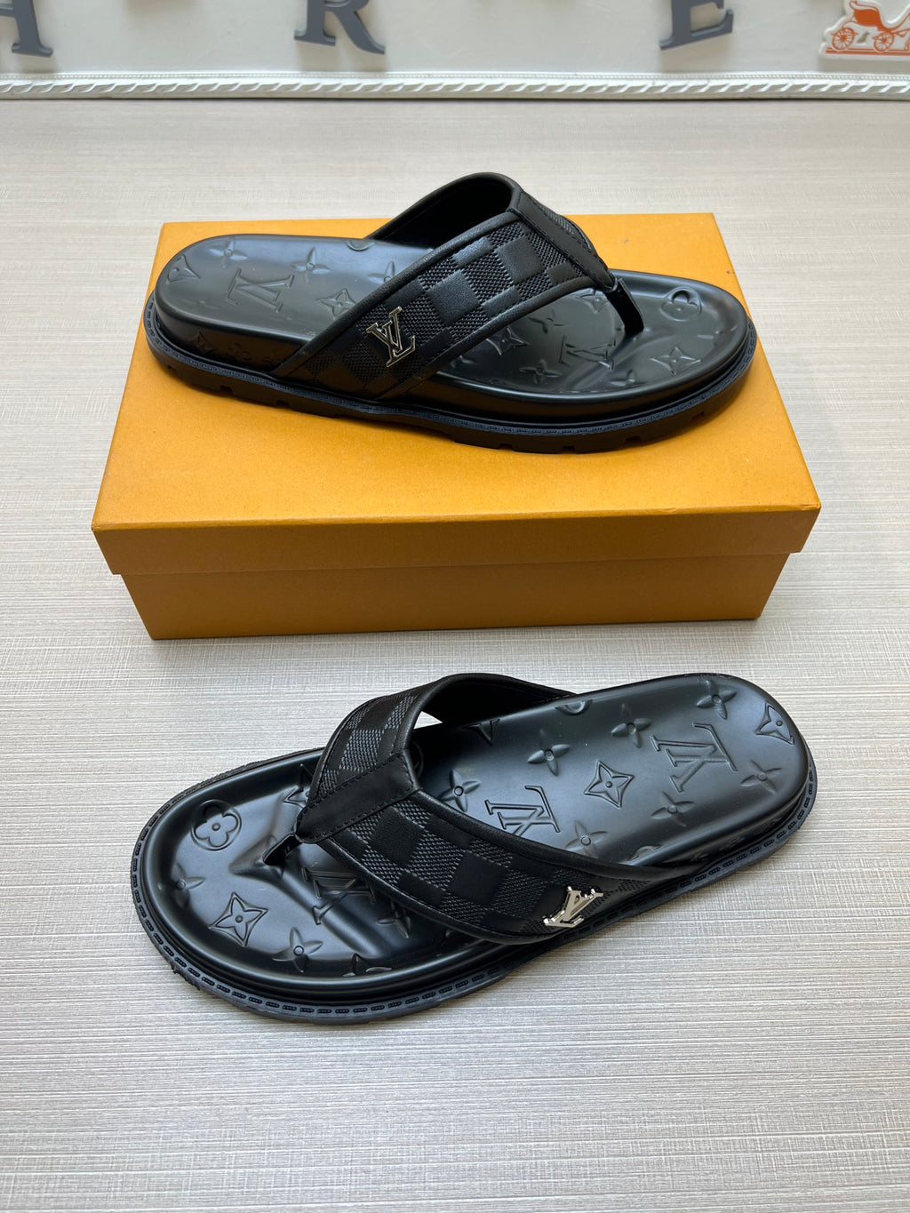 Z5Z35E303 Popular Slippers